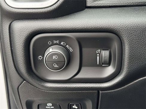 Used 2020 RAM 1500 Big Horn image 10