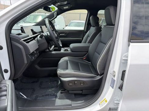 Used 2026 GMC Sierra EV Elevation AWD/4WD image 17