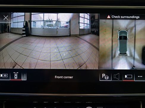 Used 2023 Audi Q7 3.0T Prestige w/ Prestige Package image 21