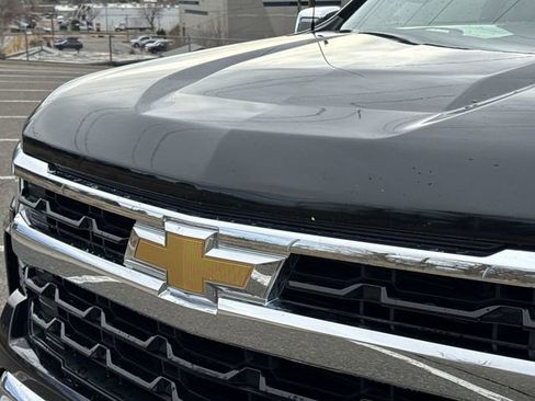 Used 2025 Chevrolet Silverado 1500 LT AWD/4WD image 29