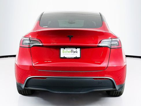 Used 2023 Tesla Model Y Long Range image 7