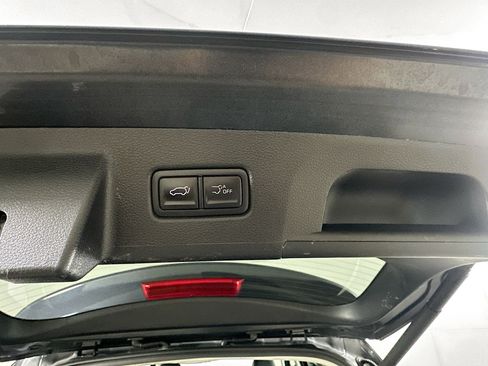 Used 2025 Kia Telluride S FWD image 32