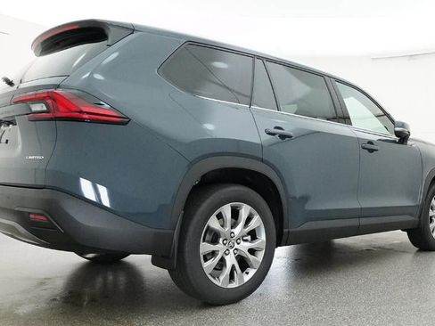 New 2026 Toyota Grand Highlander AWD image 25