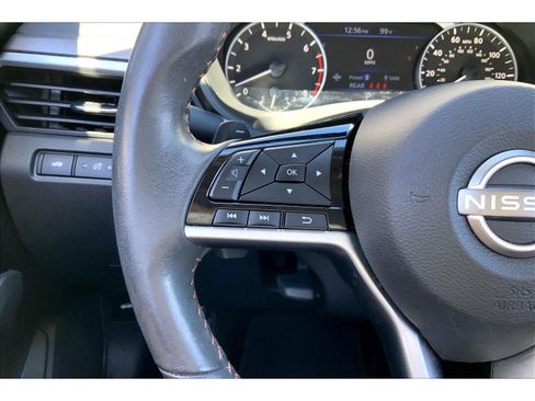 Used 2024 Nissan Altima 2.5 SR FWD image 17