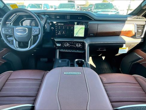New 2026 GMC Sierra 3500 Denali Ultimate image 5