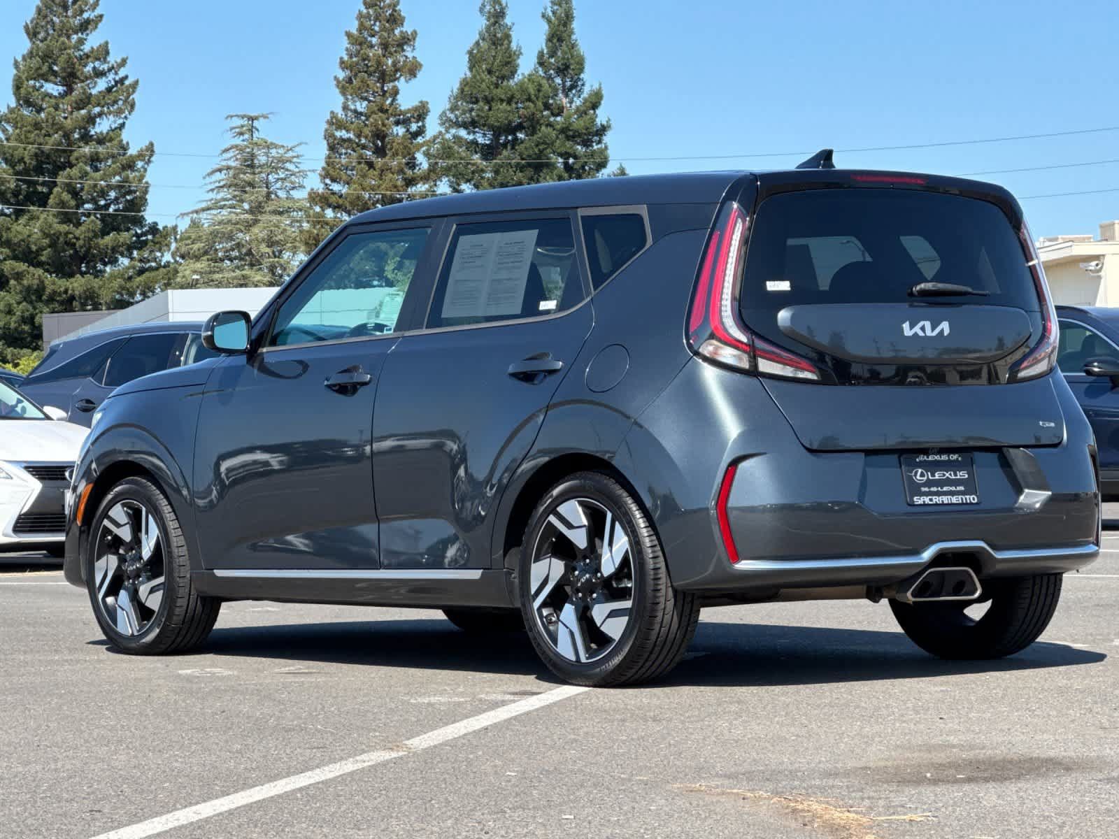 Used 2023 Kia Soul GT-Line w/ GT-Line Technology Package FWD image 7