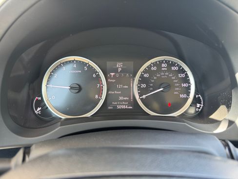 Used 2015 Lexus IS 250 w/ Navigation System Package RWD image 10