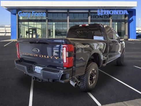 Used 2023 Ford F250 Lariat w/ Tremor Off-Road Package AWD/4WD image 2