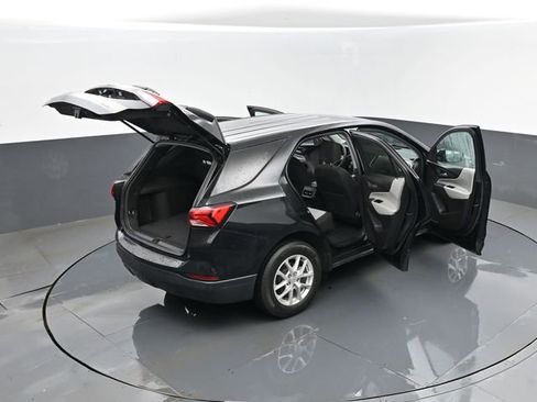 Used 2024 Chevrolet Equinox LS AWD/4WD image 24