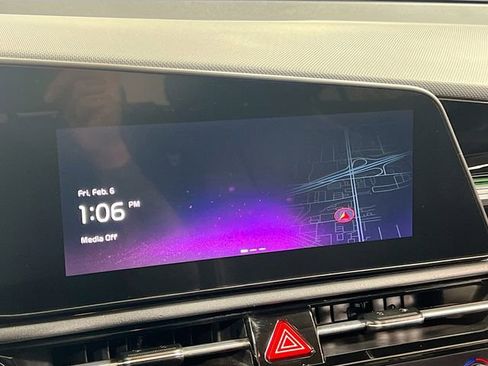 Certified 2023 Kia Niro EX image 15