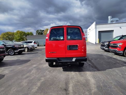 New 2025 Chevrolet Express 3500 Extended w/ Driver Convenience Package image 5