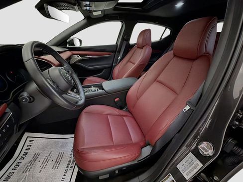 Used 2025 MAZDA MAZDA3 Hatchback w/Premium Plus Pkg image 22