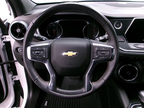Certified 2022 Chevrolet Blazer Premier image 7
