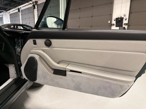 Used 1995 Porsche 911 Cabriolet image 34