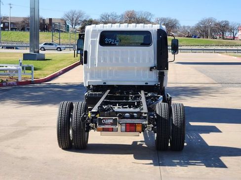 New 2024 Chevrolet Low Cab Forward 4500XD RWD image 11
