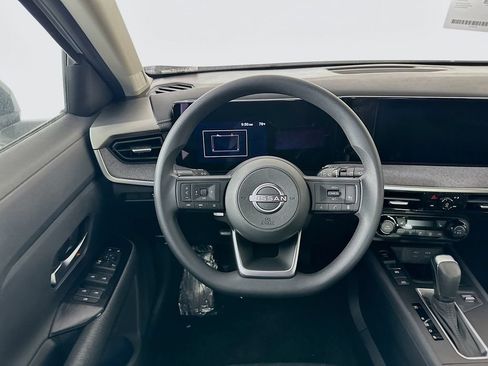 New 2026 Nissan Kicks SV w/ SV Premium Package FWD image 30