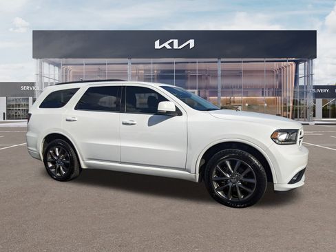 Used 2017 Dodge Durango GT w/ Premium Group image 2