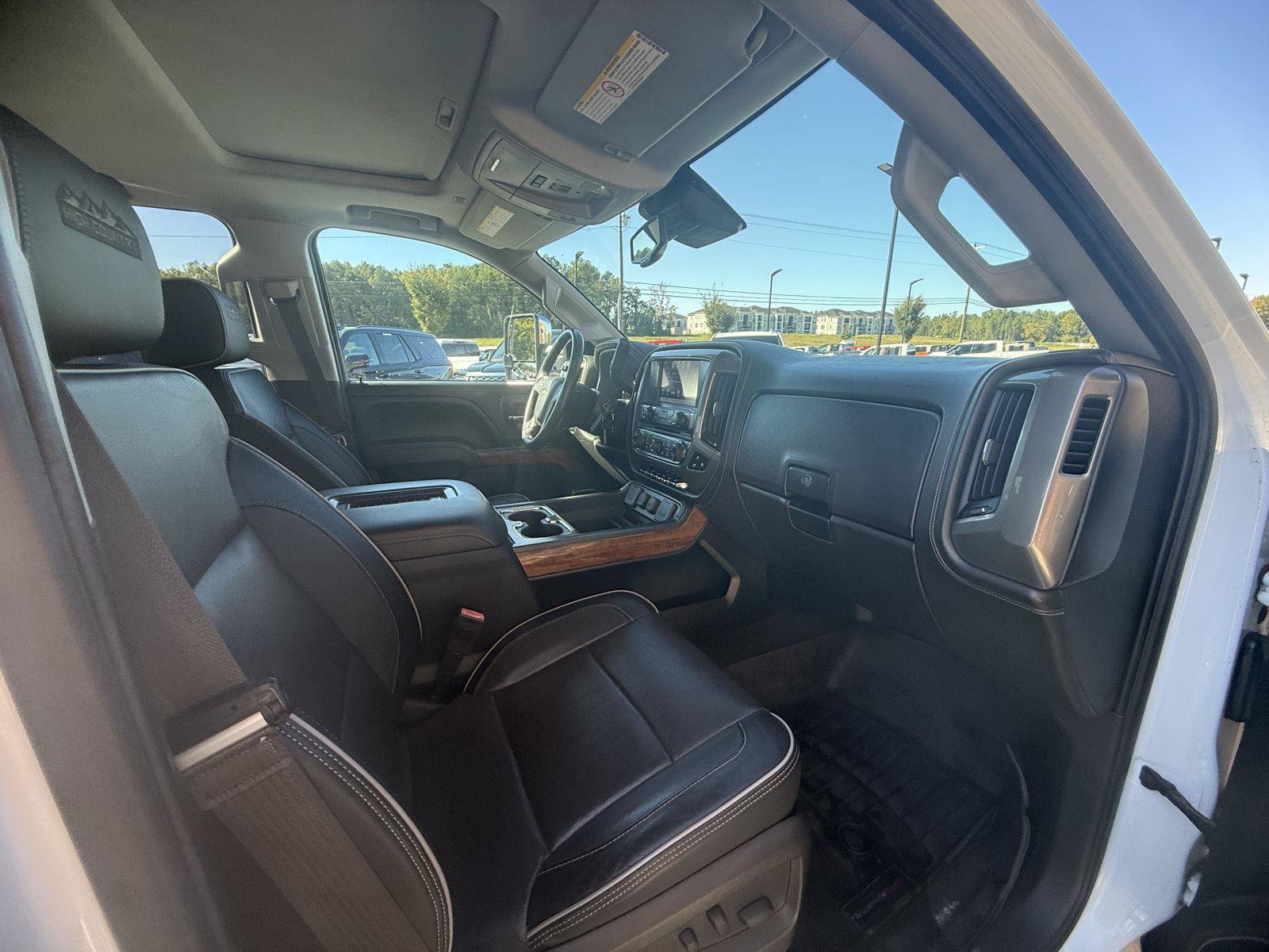 Used 2017 Chevrolet Silverado 2500 High Country w/ Duramax Plus Package AWD/4WD image 25