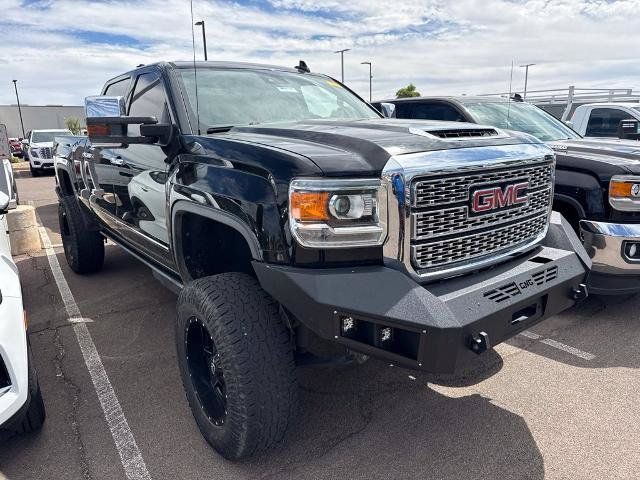 Used 2018 GMC Sierra 2500 Denali w/ Suspension Package, Off-Road AWD/4WD image 1