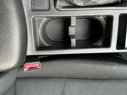 Used 2013 Subaru Impreza 2.0i Premium image 19