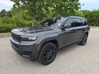 Used 2024 Jeep Grand Cherokee L Summit w/ High Altitude Package AWD/4WD video 1
