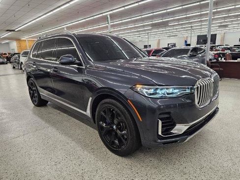 Used 2019 BMW X7 xDrive50i w/ Premium Package AWD/4WD image 4