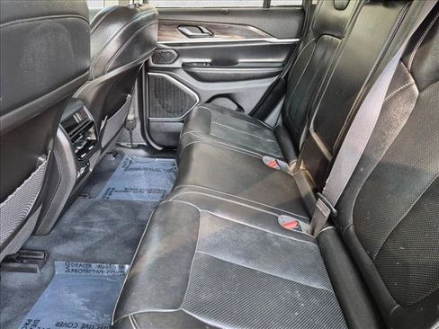 Used 2022 Jeep Grand Cherokee Limited 4xe w/ Luxury Tech Group II AWD/4WD image 22
