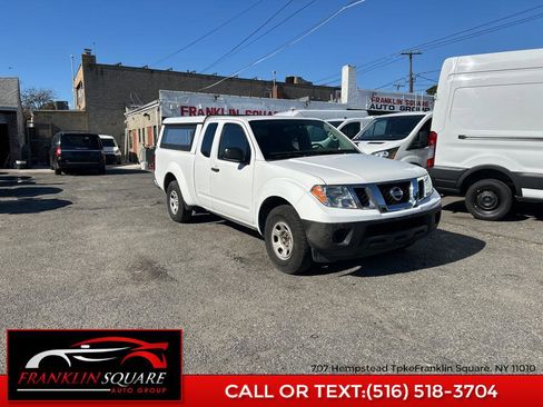 Used 2012 Nissan Frontier S w/ S Preferred Pkg image 3
