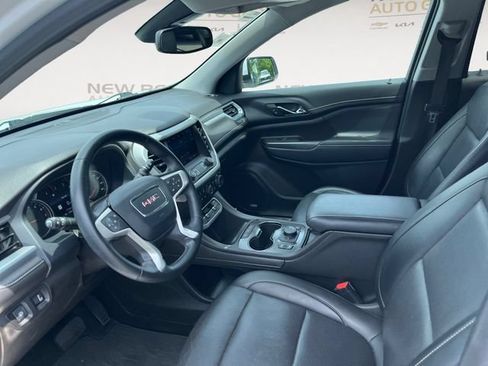 Used 2023 GMC Acadia SLT FWD image 9