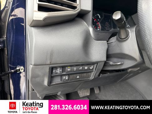 Used 2023 Toyota Tundra Limited w/ Power Package AWD/4WD image 9