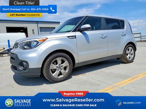 Used 2017 Kia Soul FWD image 1