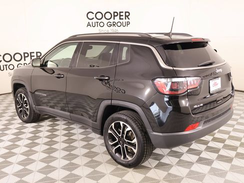Used 2022 Jeep Compass Limited AWD/4WD image 22
