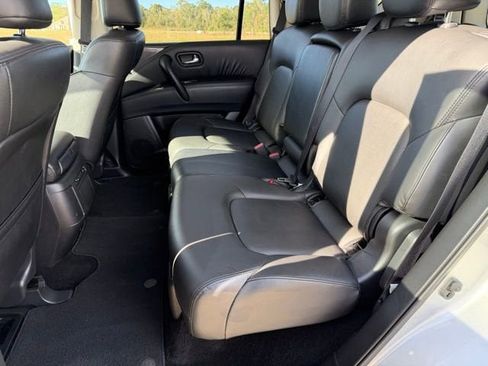 Used 2024 Nissan Armada SV image 14