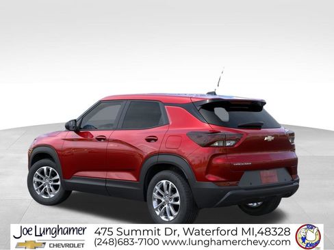 New 2026 Chevrolet TrailBlazer LS w/ LS Convenience Package FWD image 3