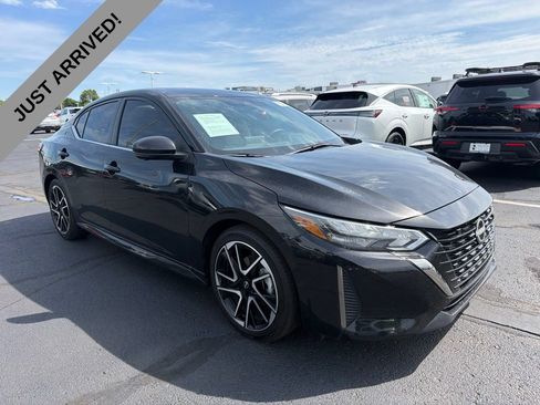 Certified 2025 Nissan Sentra SR w/ SR Premium Package FWD image 3