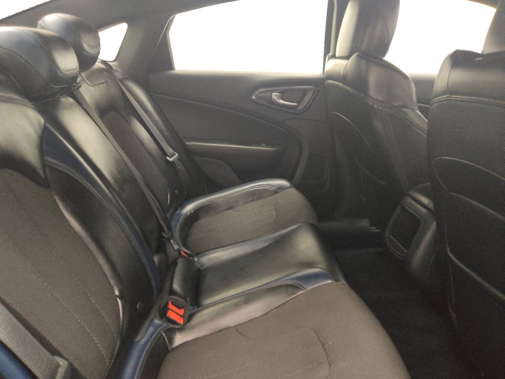 Used 2016 Chrysler 200 S w/ Navigation & Sound Group I FWD image 19