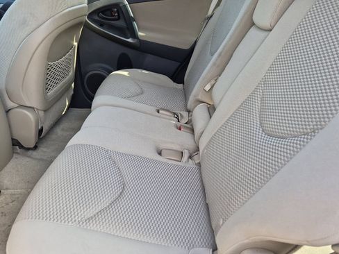 Used 2011 Toyota RAV4 2WD w/ Upgrade Value Pkg image 12