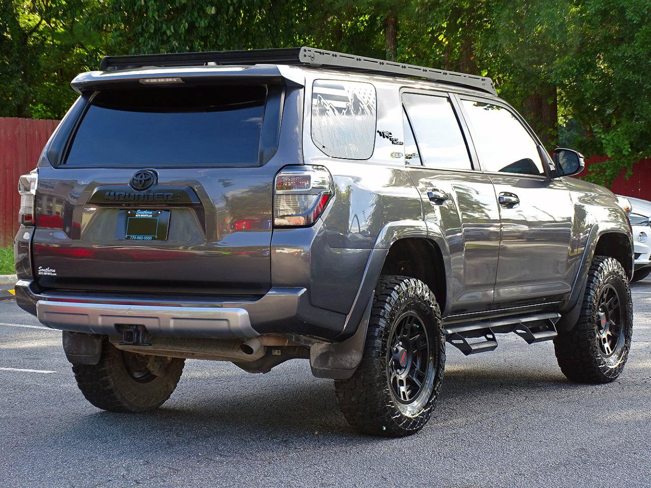 Used 2021 Toyota 4Runner TRD Off-Road Premium w/ Moonroof Package AWD/4WD image 10
