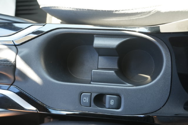 Used 2025 Toyota Corolla SE FWD image 39