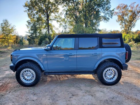 Used 2021 Ford Bronco Outer Banks image 7