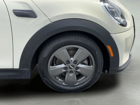 Used 2023 MINI Cooper 2-Door Hardtop image 10