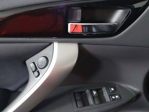 New 2026 Mitsubishi Eclipse Cross SE AWD/4WD image 32