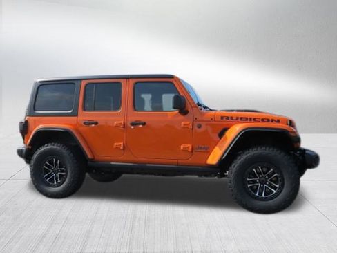 New 2025 Jeep Wrangler Unlimited Rubicon w/ XTREMEE 35" Tire Package image 2