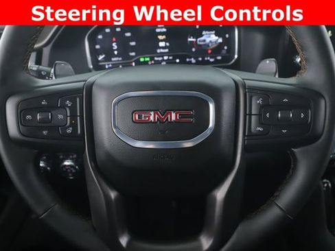 Used 2025 GMC Sierra 1500 AT4 w/ Technology Package AWD/4WD image 23