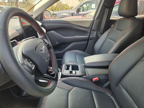Used 2025 Ford Mustang Mach-E Premium w/ Sport Appearance Package AWD/4WD image 9