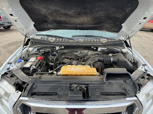 Used 2016 Ford F150 XLT AWD/4WD image 28