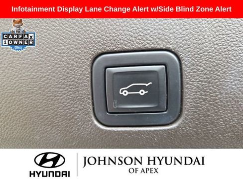 Used 2021 Chevrolet Tahoe LT w/ LT Signature Package image 27