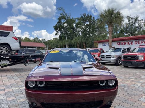 Used 2017 Dodge Challenger SXT w/ Blacktop Package RWD image 1