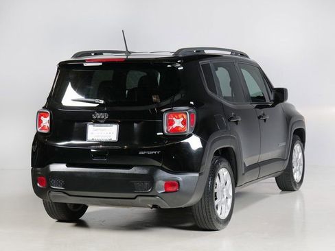 Used 2020 Jeep Renegade Sport w/ Sport Appearance Group image 2