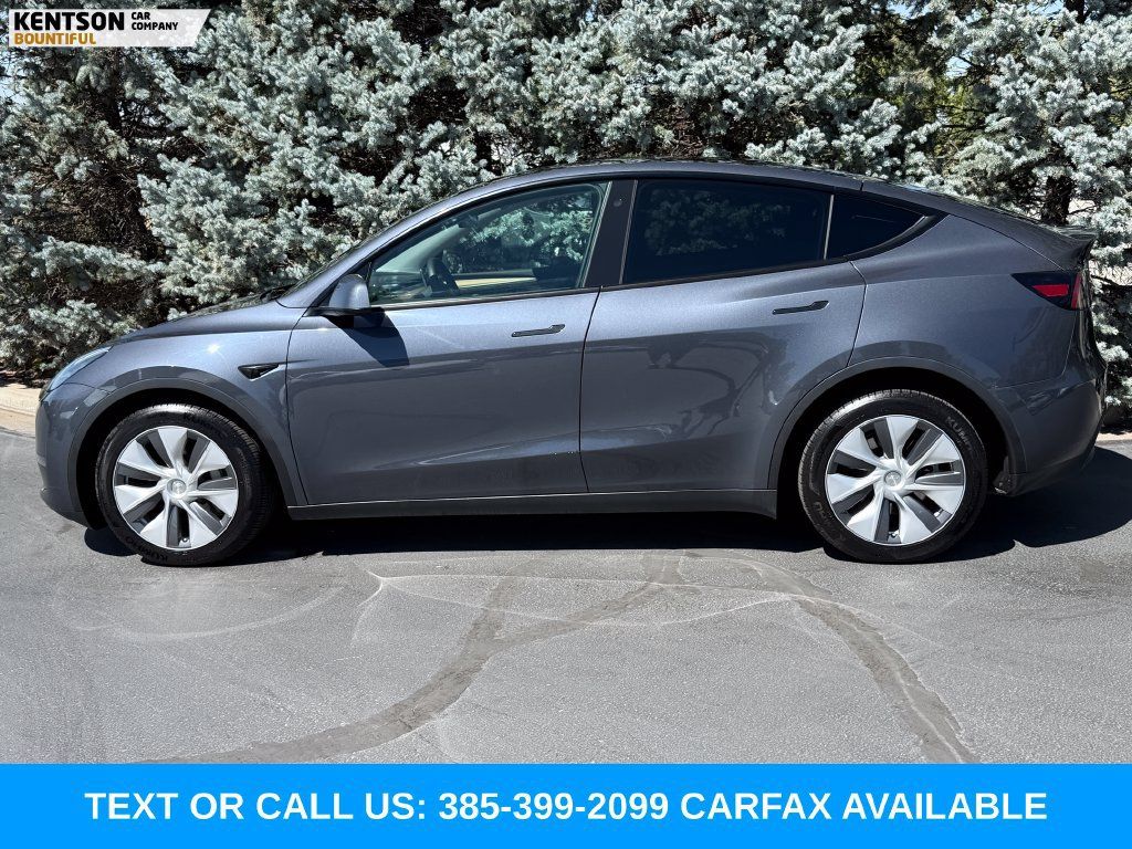 Used 2023 Tesla Model Y Long Range AWD/4WD image 5